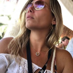 Meet your Posher, Caroline